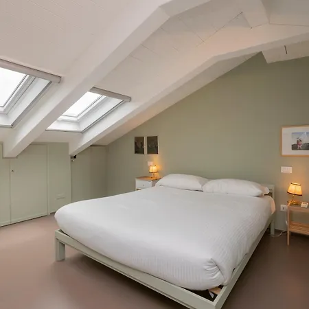 Xenia - Attic In San Siro Area Appartement